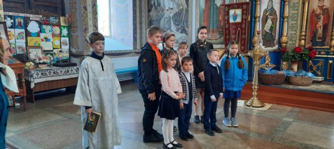 Детское поздравление с праздником Пасхи в Свято-Покровском храме с. Войково