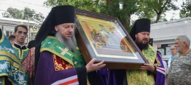 Мощи преподобного Сергия Радонежского привезены на Крымскую землю