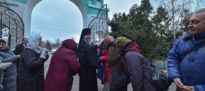 Божественная литургия в день памяти прп. Серафима Саровского