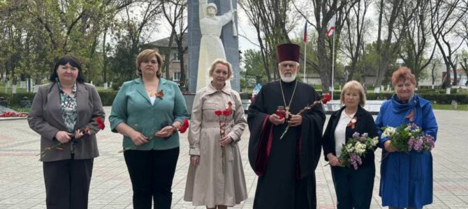 Мероприятие в п. Советском по случаю 39-й годовщины Чернобыльской катастрофы Мероприятие в п. Советском по случаю 39-й годовщины Чернобыльской катастрофы