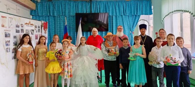 Детские пасхальные праздники в селе Калинино Красногвардейского района Детские пасхальные праздники в селе Калинино Красногвардейского района