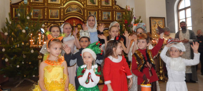 Рождественские поздравления в Свято-Вознесенском храме г. Красноперекопска