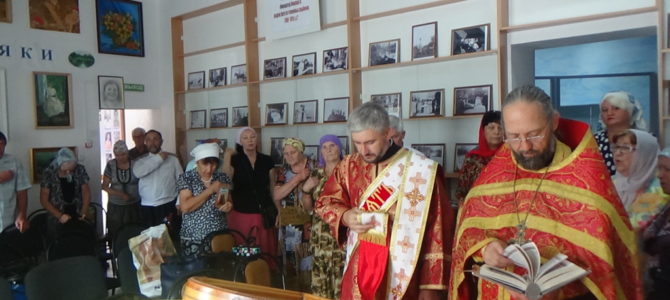 Молебен в краеведческом музее в день памяти Царственных страстотерпцев