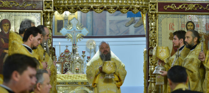 Торжественное богослужение в день 30-летней годовщины независимости Украинской Православной Церкви