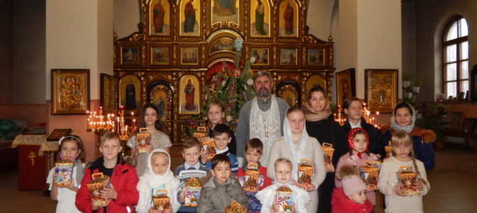 Детское Рождественское выступление в Свято-Вознесенском храме г. Красноперекопска