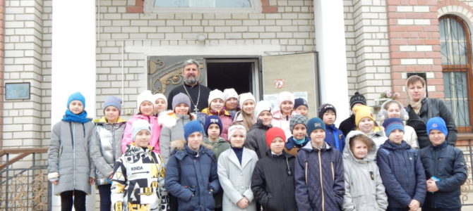 Школьники посетили Свято-Вознесенский храм г. Красноперекопска