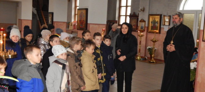 Учащиеся Красноперекопской школы № 2 посетили Свято-Вознесенский храм