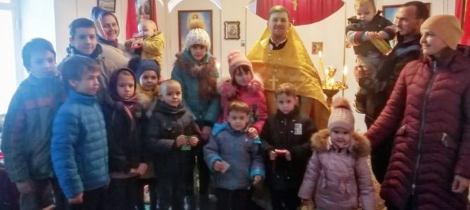 Праздник в День Святого Николая на Крестовоздвиженском приходе с. Октябрьского